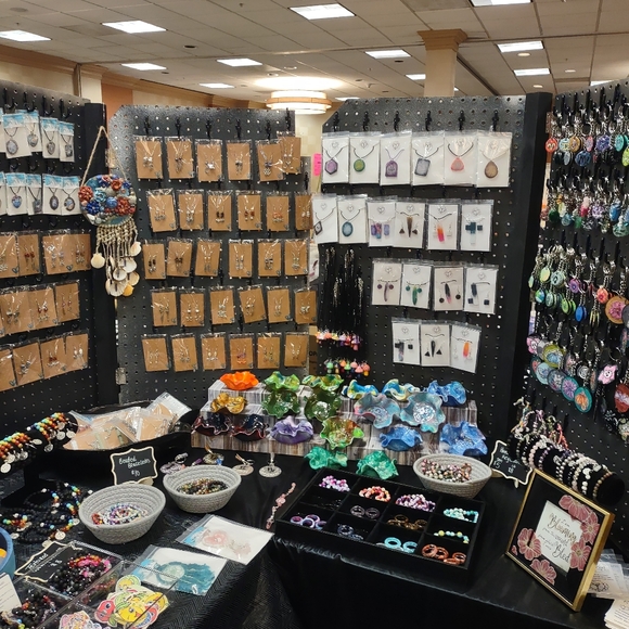 Meet your Posher, Brittani - Picture 4 of 12